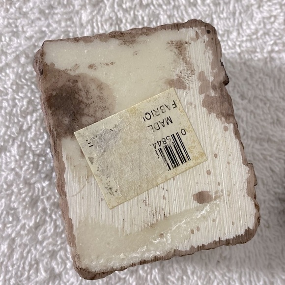 Vintage Charming Bear Figurine with Basket Figurine Trinket Box Collectible - Picture 4 of 10